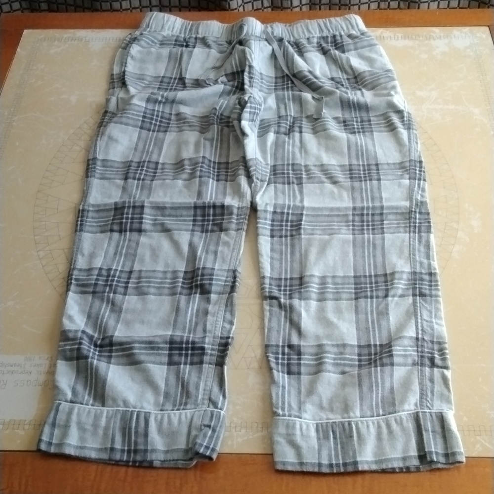 Lands' End Gray Plaid Pajama Pants